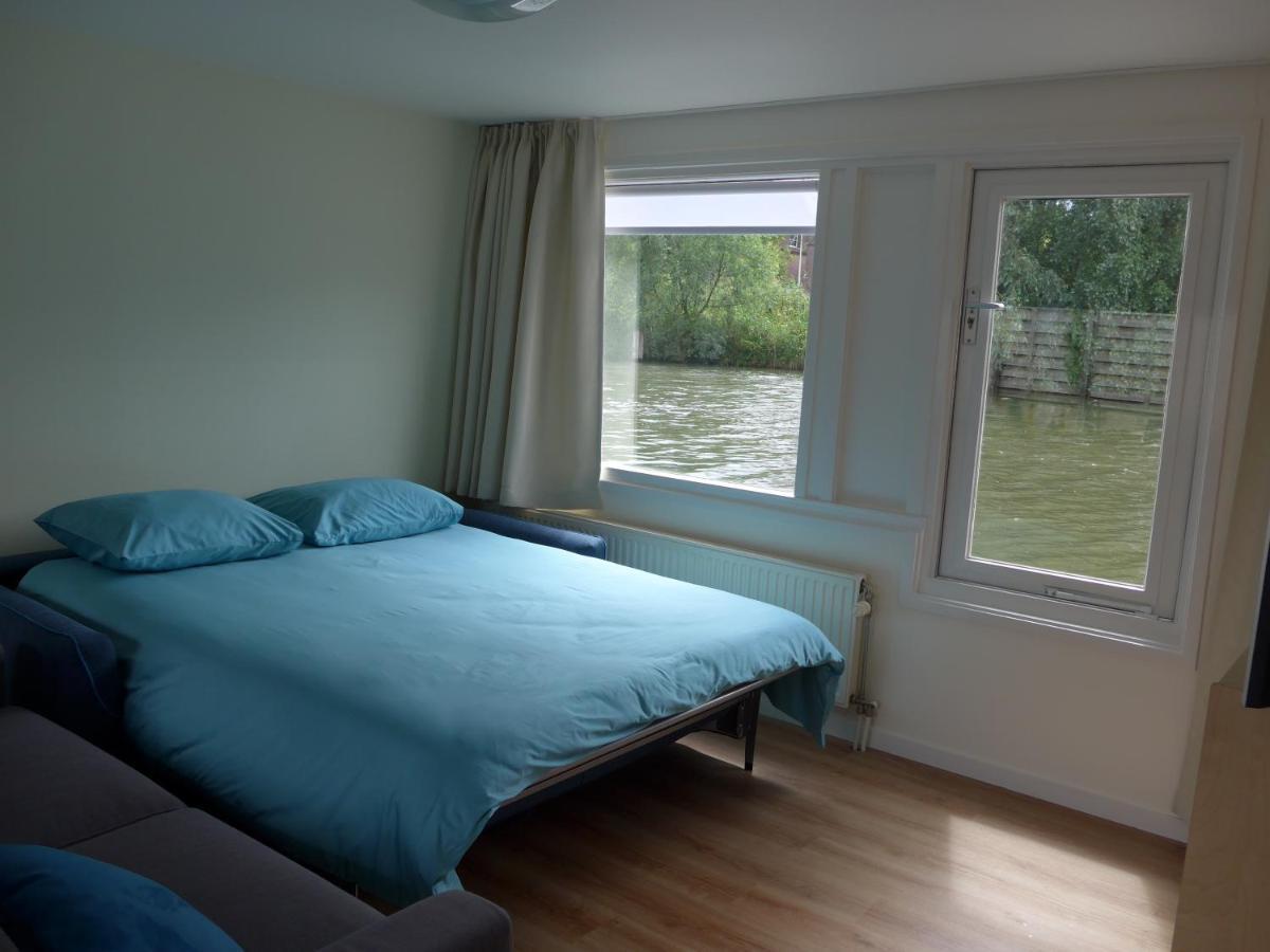 شقة Houseboat In The Center, 5 Min Walk To Tropical Museum, Free Wifi! أمستردام المظهر الخارجي الصورة